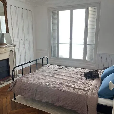 Ubytování v soukromí In Large Classic Parisian *